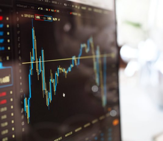 Oil Extends Gain as Stocks Struggle; Pound Climbs: Markets Wrap